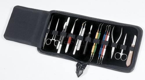 Laboratorie instrumentsæt 9040 i læderetui*